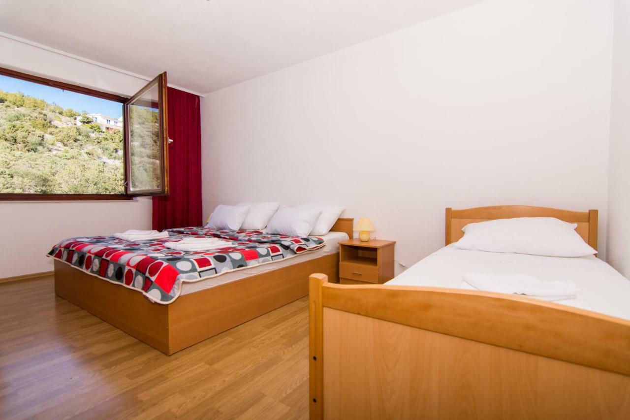 Apartments Jozic Seget Vranjica Exterior foto