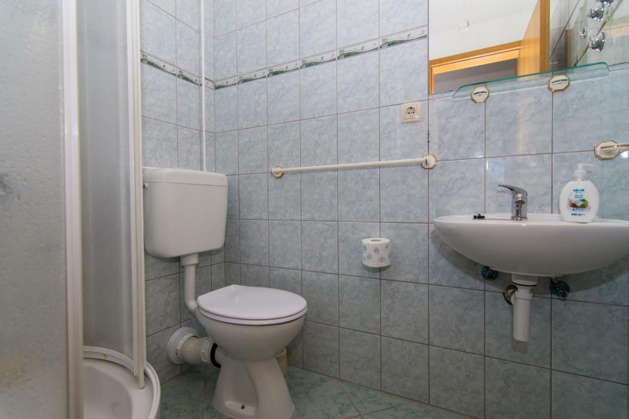 Apartments Jozic Seget Vranjica Exterior foto